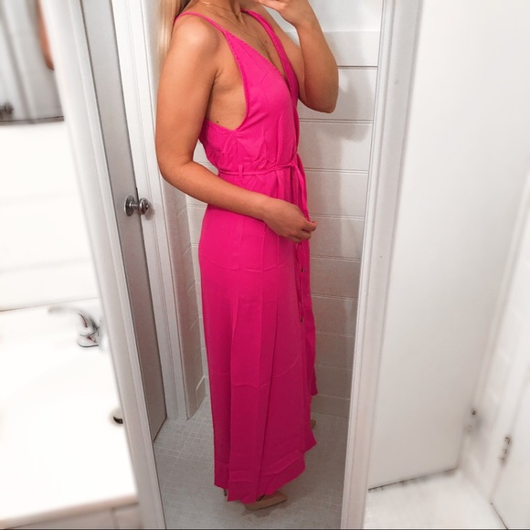 🆕 BRIGHT PINK SLIT MAXI DRESS! - Picture 3 of 13